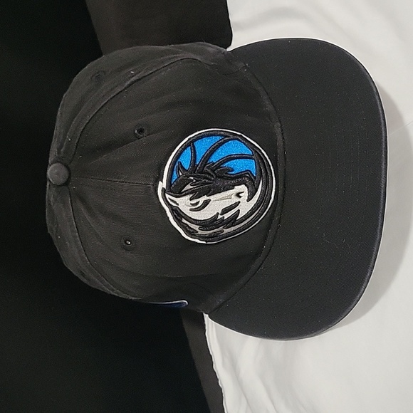 Dallas Mavericks bundle - Picture 4 of 11